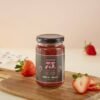 Aeef60c40b6d84e84b13b45a5252ff0030.jpg 75% high-content light strawberry jam Sweet & rich strawberry flavor made with fruit spreadable texture breakfast jam